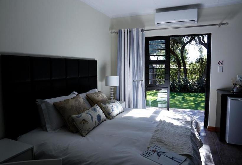 Bed and Breakfast The Hedge Guesthouse 1