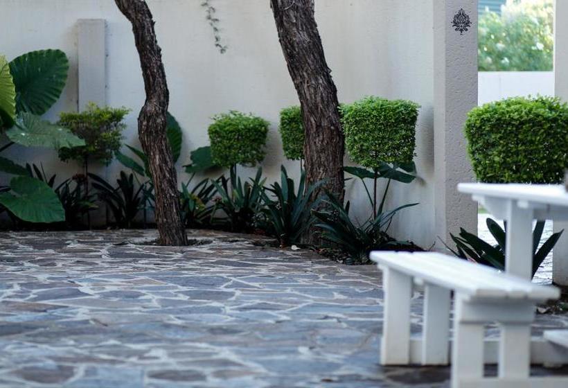 Bed and Breakfast The Hedge Guesthouse 13