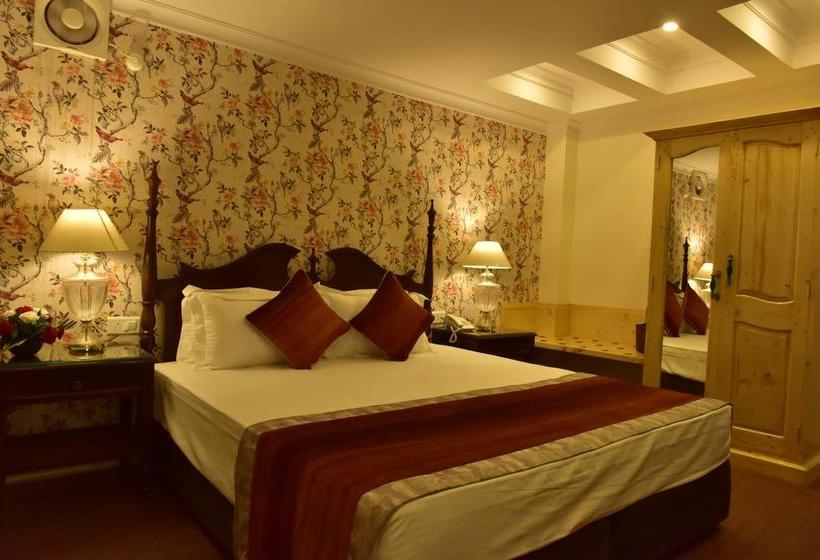 Hotel The Oaktree House