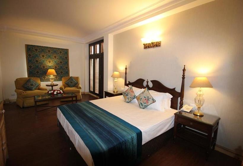 Hotel The Oaktree House 10