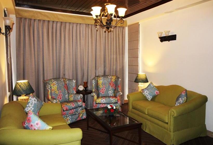 Hotel The Oaktree House 11