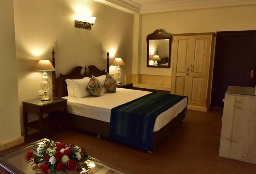 Hotel The Oaktree House 18