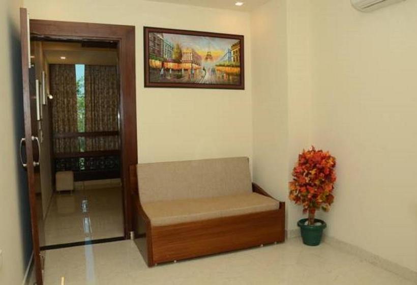 Hotel Lavanya Towar 18