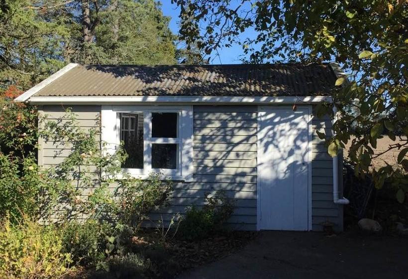 Bed and Breakfast Walnut Tree Cottage 1