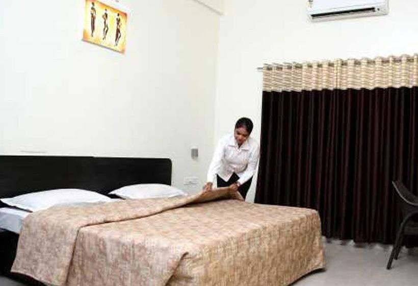 Hotel Hospitality Management & Catering Technology 2