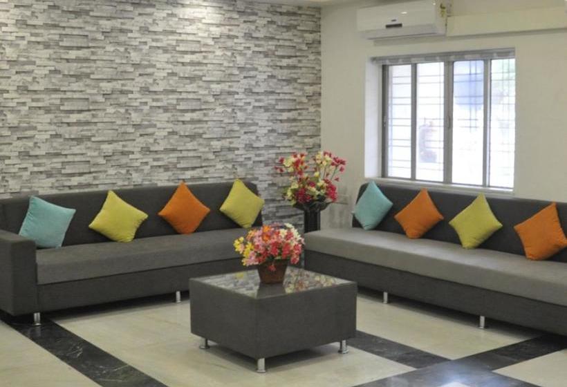 Hotel Hospitality Management & Catering Technology 4