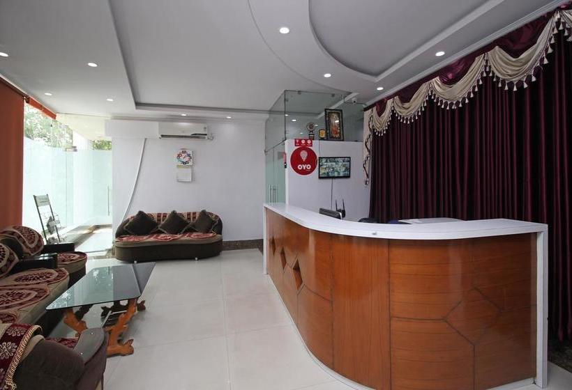 Hotel Oyo Rooms Sakchi Straight Mile Road Jamshedpur Jharkhand