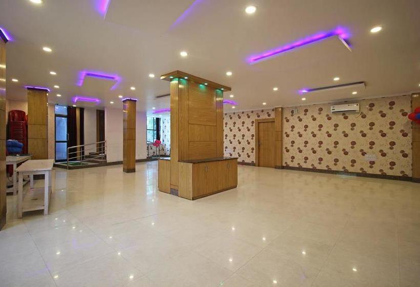 Hotel Oyo Rooms Sakchi Straight Mile Road 3