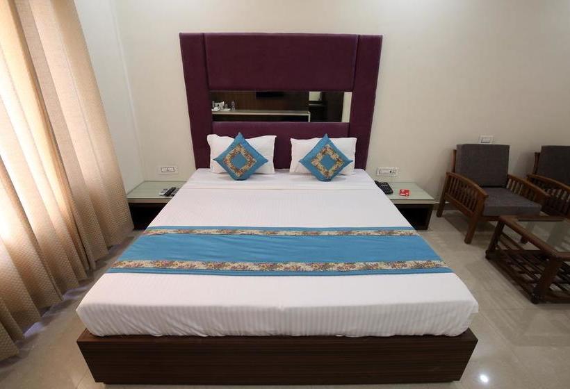 Hotel Oyo Rooms Near New Bus Stand Mohali Balongi 1