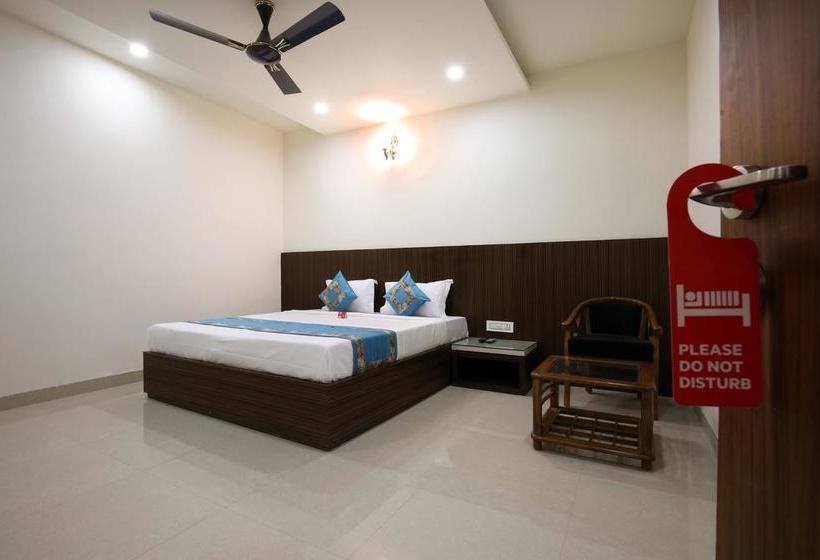 Hotel Oyo Rooms Near New Bus Stand Mohali Balongi 19