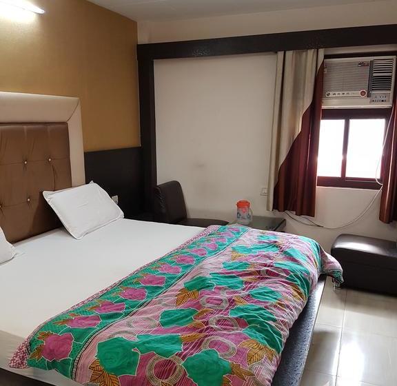 Hotel Samrat 2