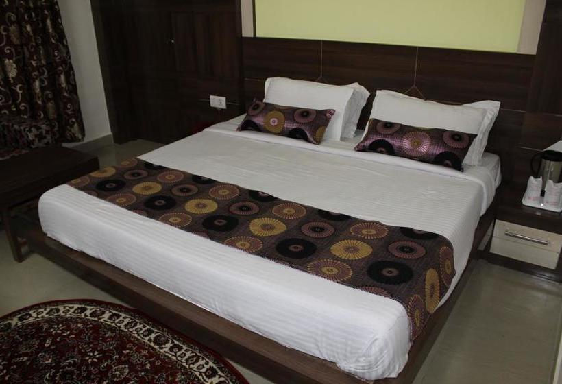 Hotel Jagdambay 15
