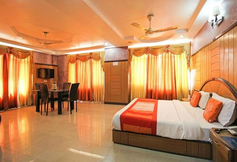 Hotel Jagdambay 5