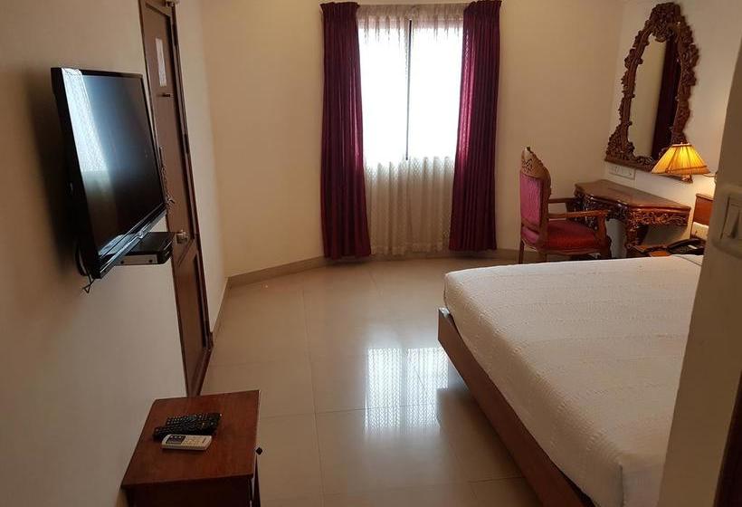 Hotel Pallava Rajadhani 13