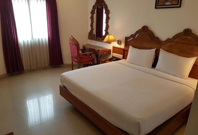 Hotel Pallava Rajadhani 14