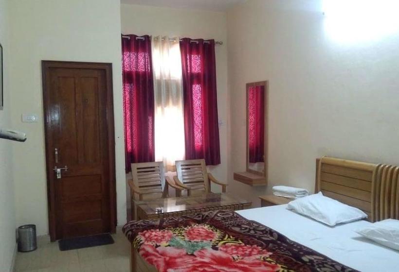 Hotel Gsa And Guest House 7