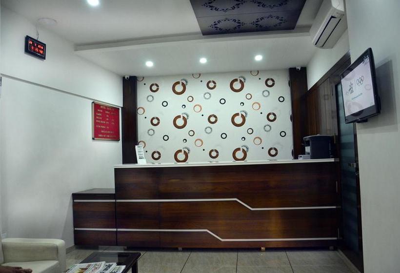 Hotel Janta Inn 14