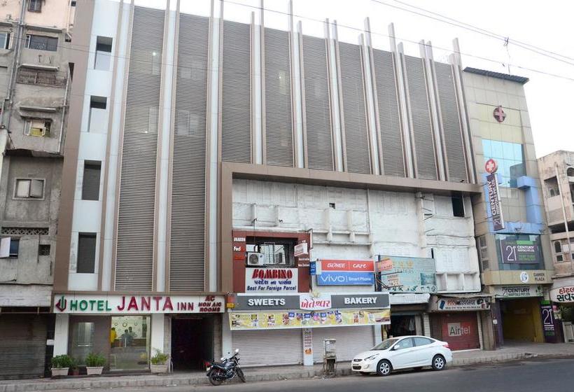 Hotel Janta Inn 18
