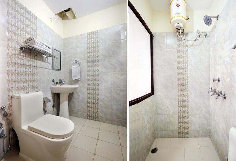 Hotel Oyo Rooms Near Pimms 15