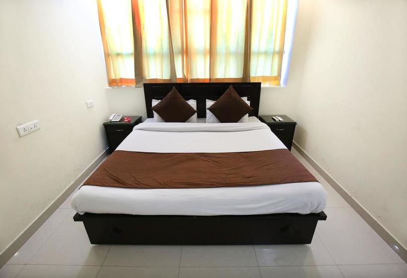 Hotel Oyo Rooms Near Pimms 5