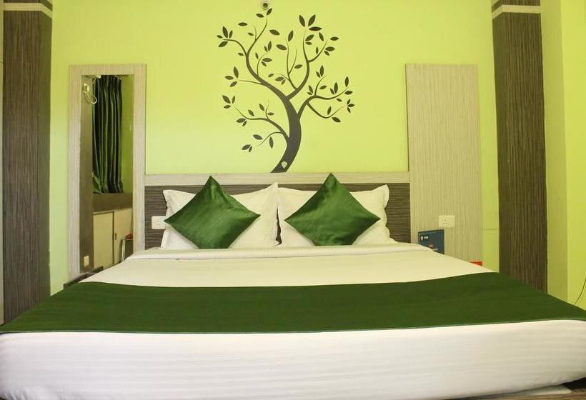 Hotel Oyo Rooms Pandra Road Near Otc Ground 12
