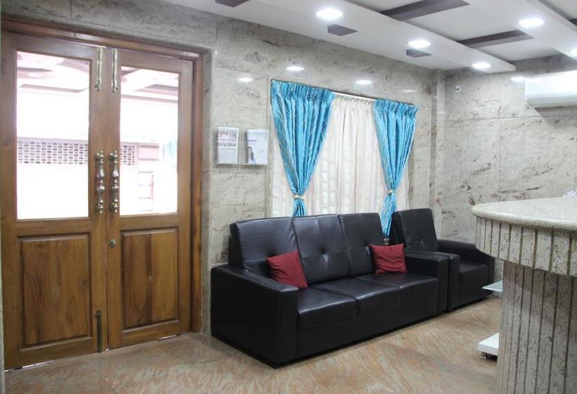 Hotel Oyo Rooms Triplicane High Road Star Theatre 3