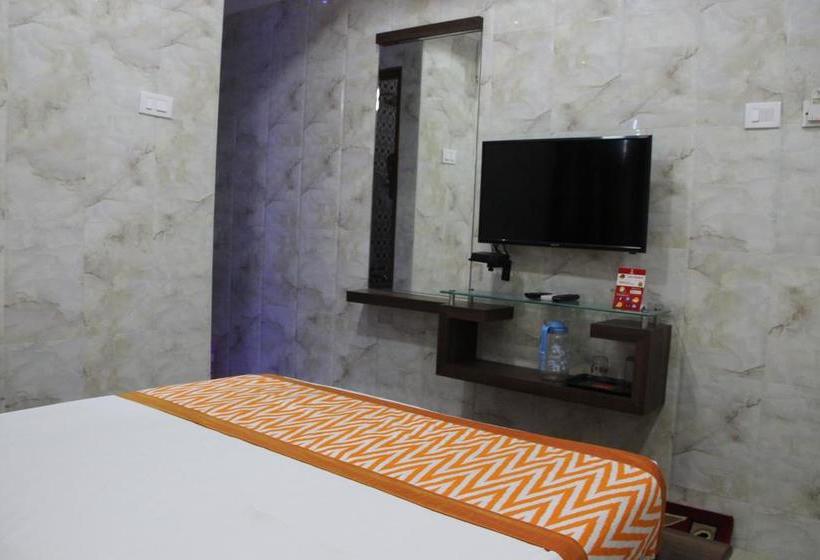 Hotel Oyo Rooms Triplicane High Road Star Theatre 9