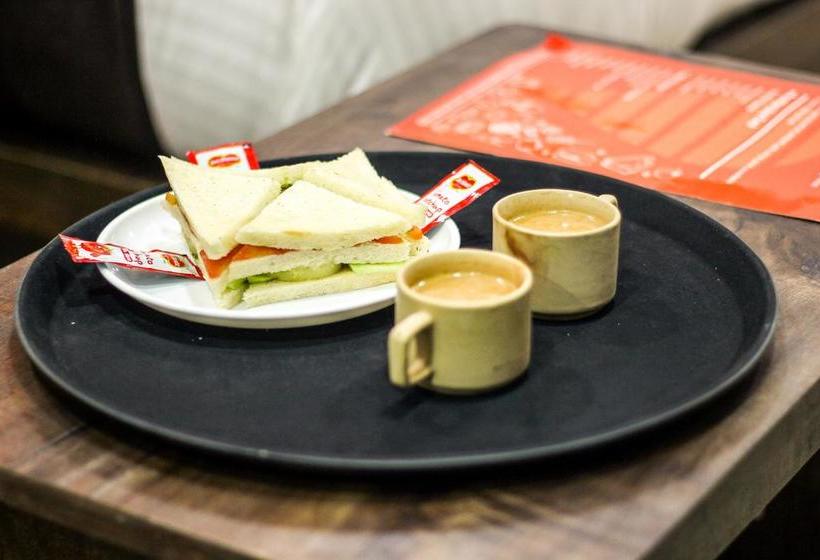 Hotel Oyo Rooms Near Vastral Ring Road 10