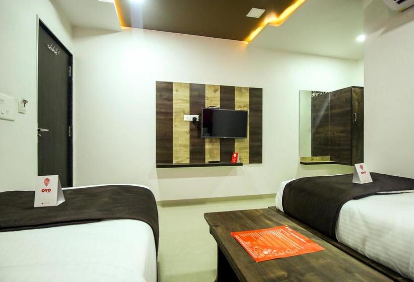Hotel Oyo Rooms Near Vastral Ring Road 16
