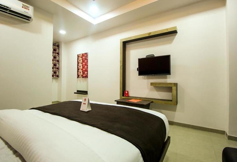Hotel Oyo Rooms Near Vastral Ring Road 17