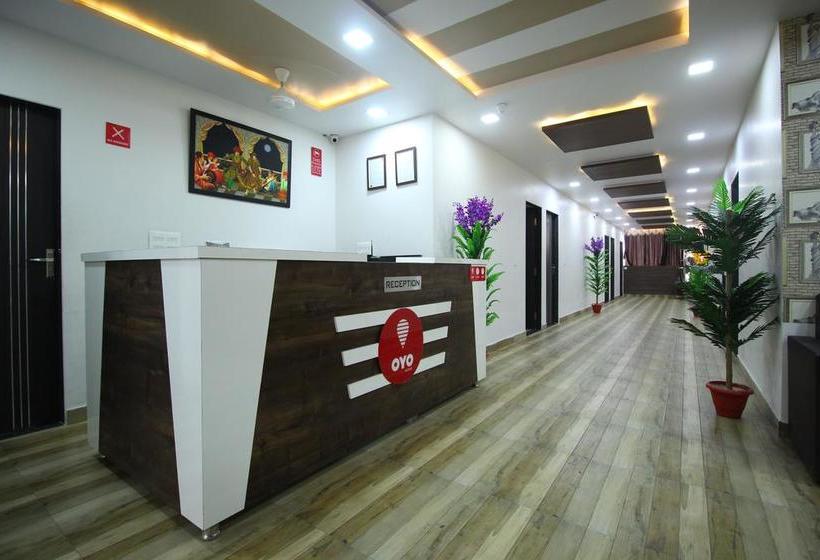Hotel Oyo Rooms Near Vastral Ring Road 4