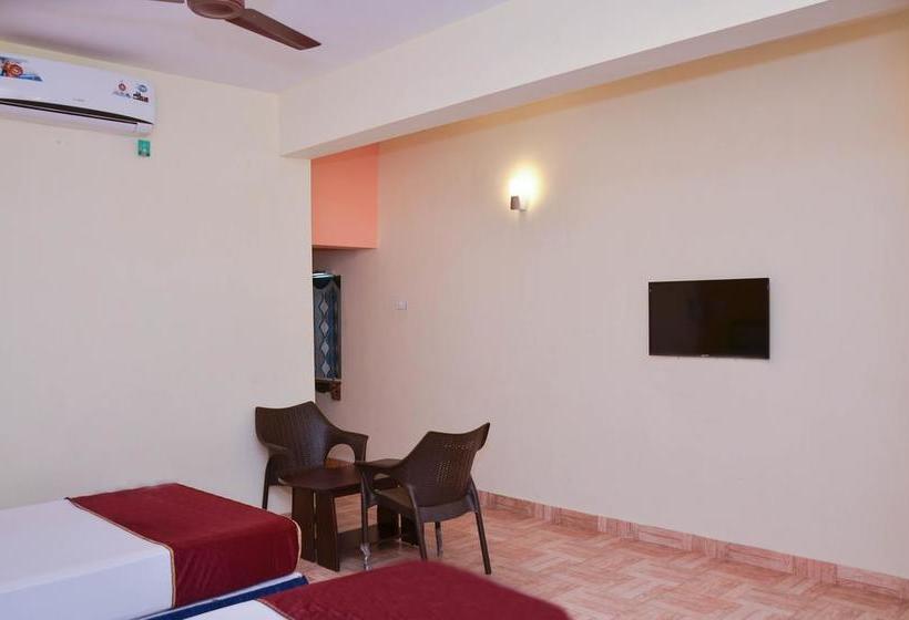 Hotel Oyo Rooms Golden Four Way Road Kanyakumari 17