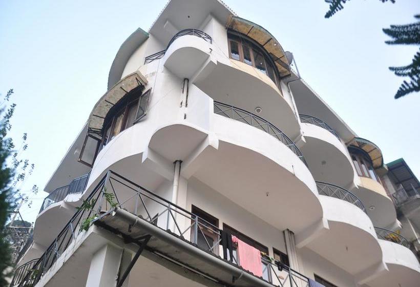 Hotel Oyo Rooms Garkhal Kasauli Himachal Pradesh