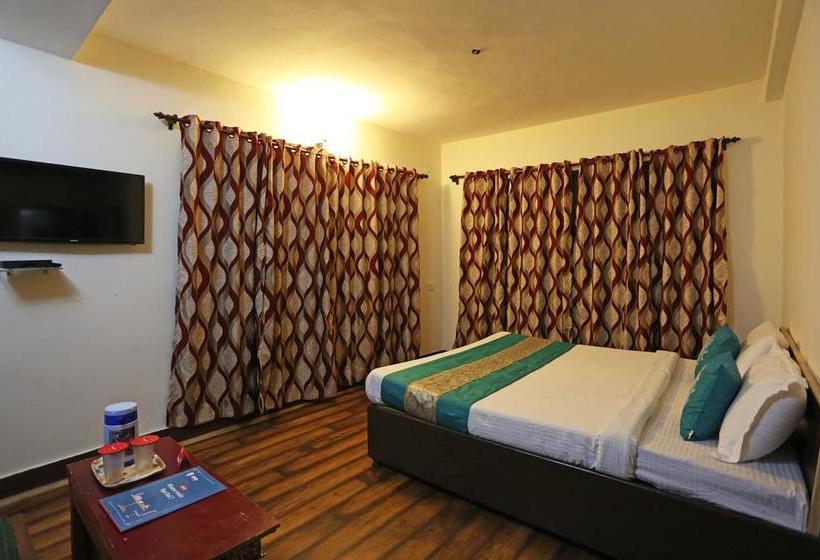 Hotel Oyo Rooms Sangkar Road 12