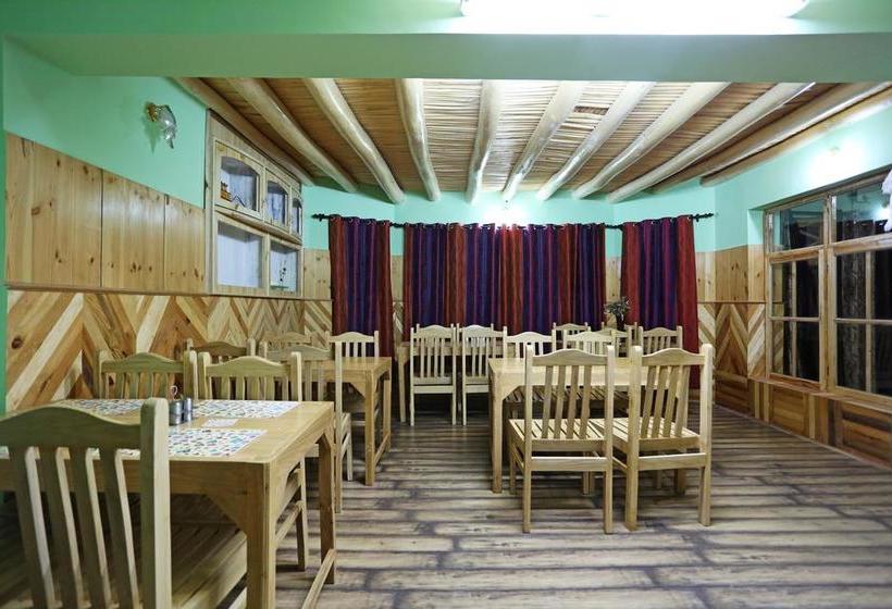 Hotel Oyo Rooms Sangkar Road 5