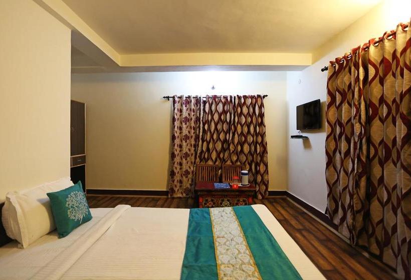 Hotel Oyo Rooms Sangkar Road 9
