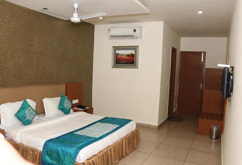 Hotel Oyo Rooms Sbs Nagar Opposite Bhai Wala Gurudwara 8