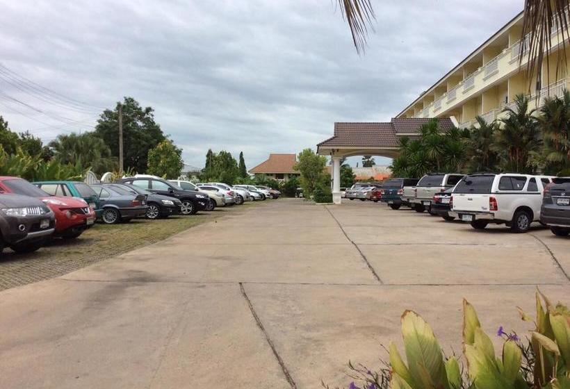 Hotel Monrawee Pavilion Resort 1