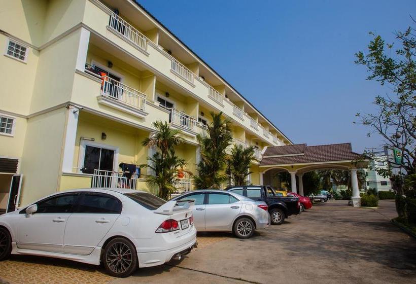 Hotel Monrawee Pavilion Resort 12