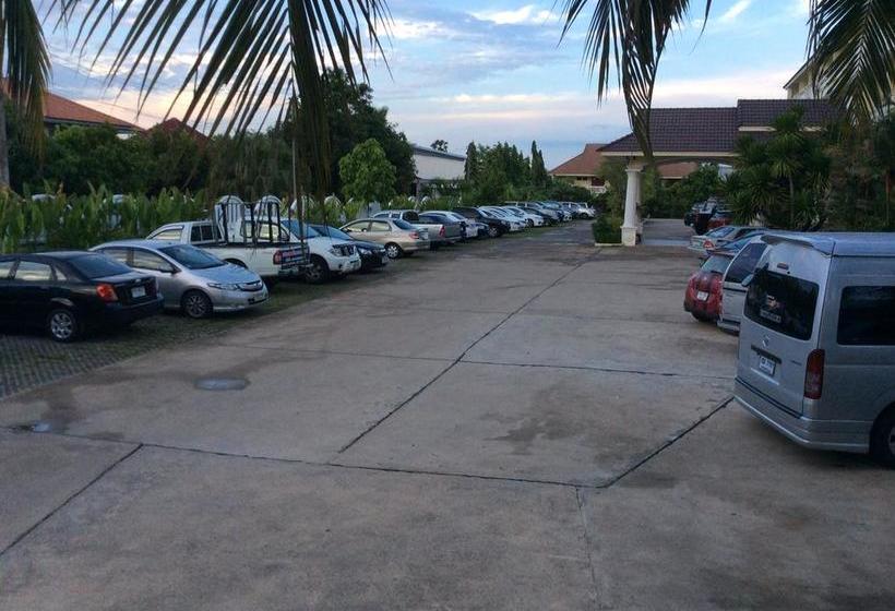 Hotel Monrawee Pavilion Resort 4