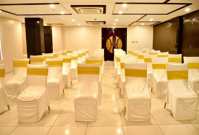 Hotel Leisure Inn Shrey 10