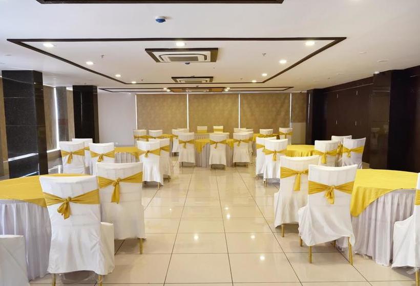 Hotel Leisure Inn Shrey 11