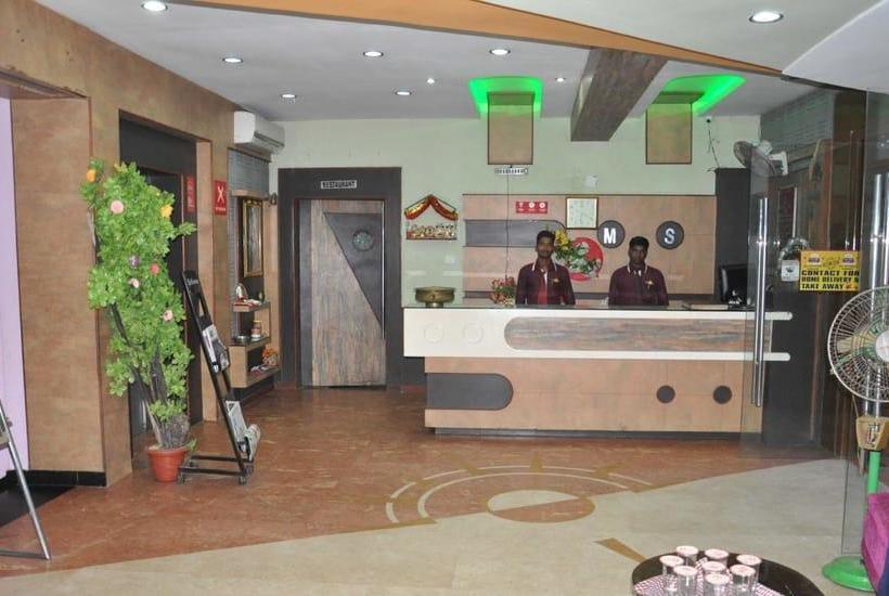 Hotel Mahabir Galaxy 11