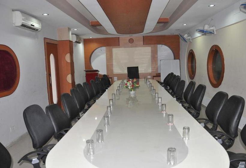 Hotel Mahabir Galaxy 18