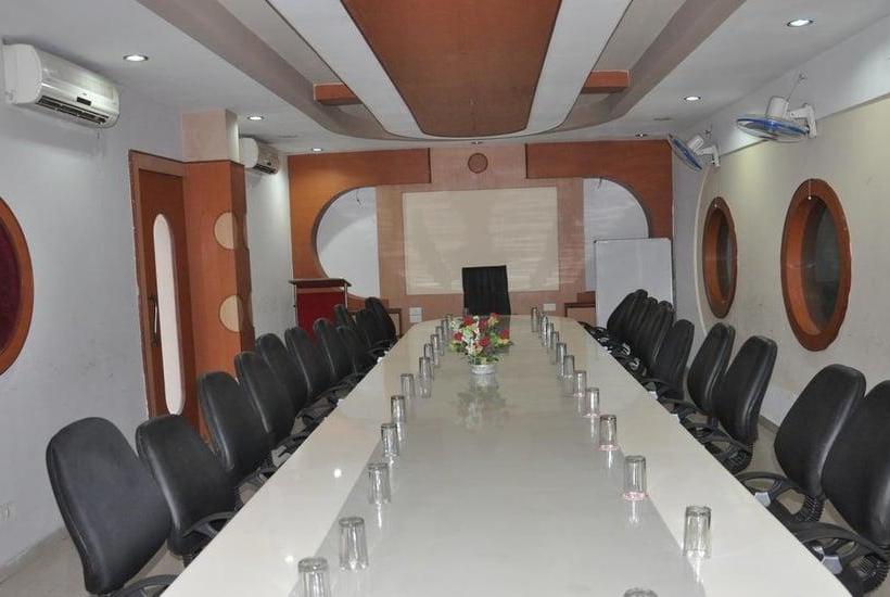 Hotel Mahabir Galaxy 8