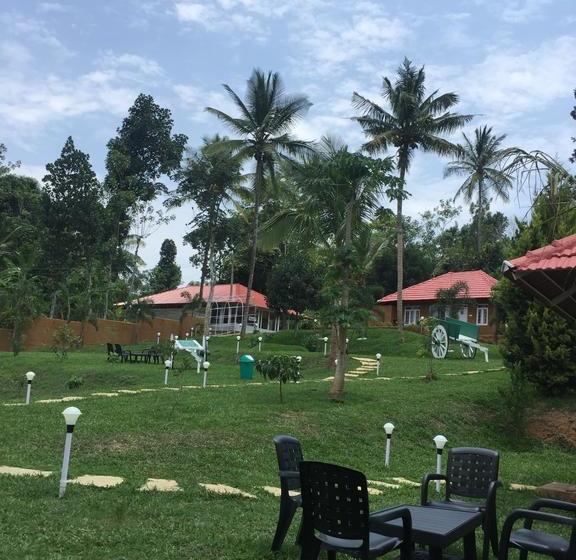 Aurum White Lily Resort 20