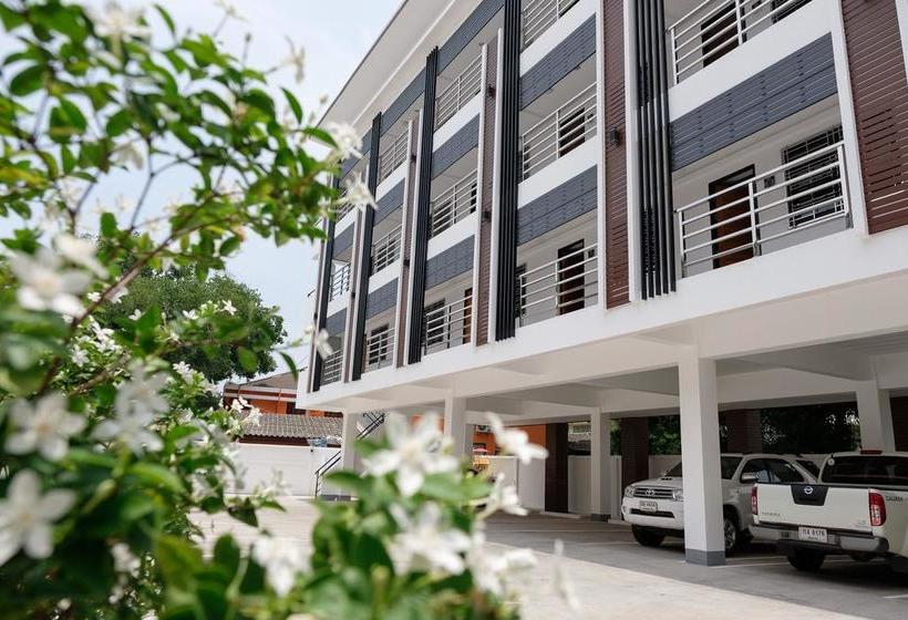 Hotel Phattara Place 18