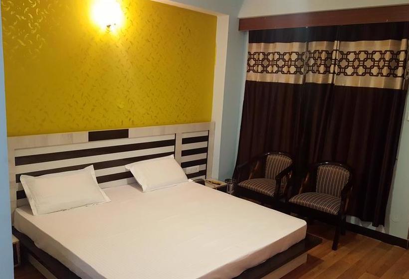 Hotel The Shyam Regency 5