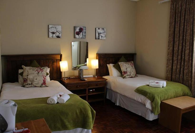 Hotel The Hamlet Country Lodge 11