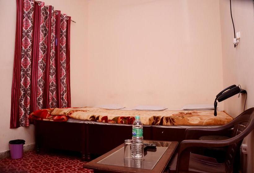 Hotel Dawarka Dhish Palace 10